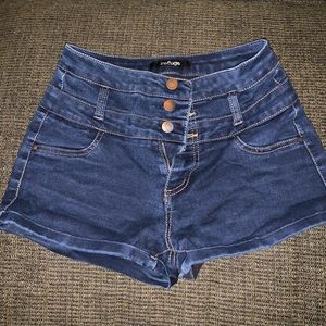 Refuge High Waisted Jean Shorts Size 2